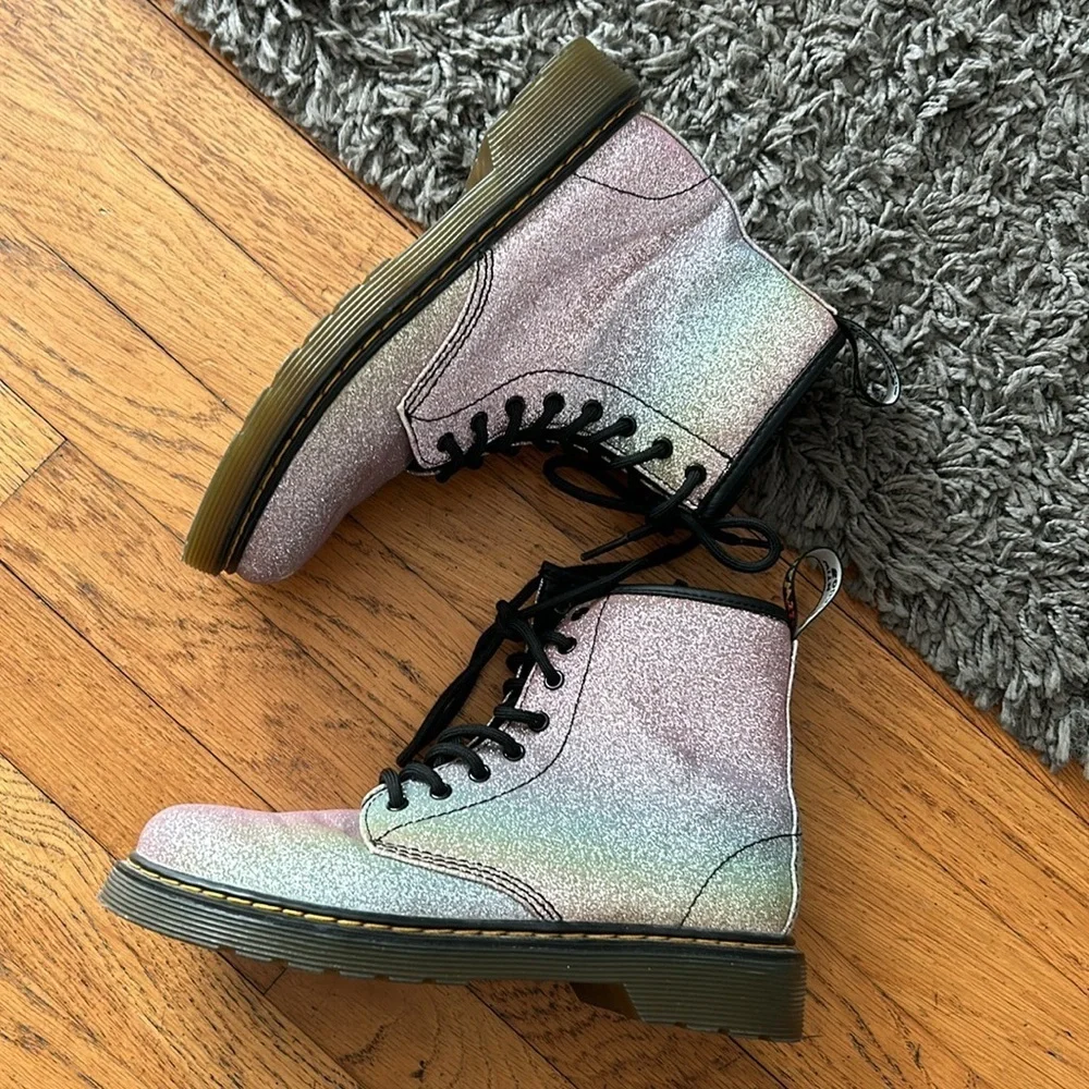 Dr Doc Martens Pascal Rainbow Multicolor Glitter Combat Lace Up Boots Size 3